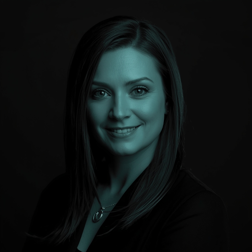 Nicole — Finance Manager at MarcoPolo Marketing and Design